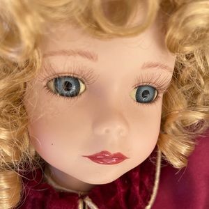 Meet your Posher, Nancy